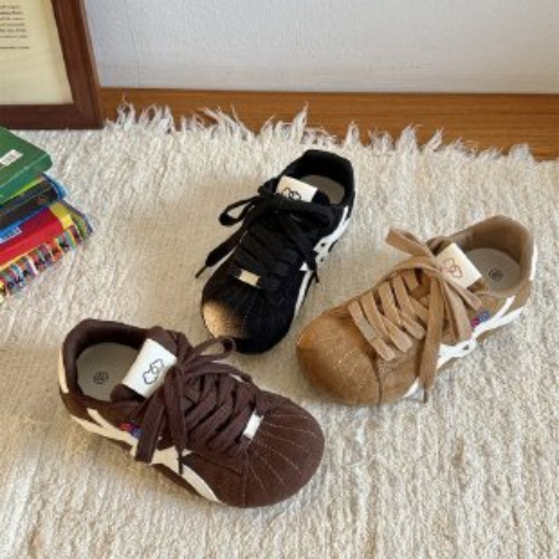 Sepatu Trainer Retro Wanita Wa - Embroidery Garments ulasan dan harga