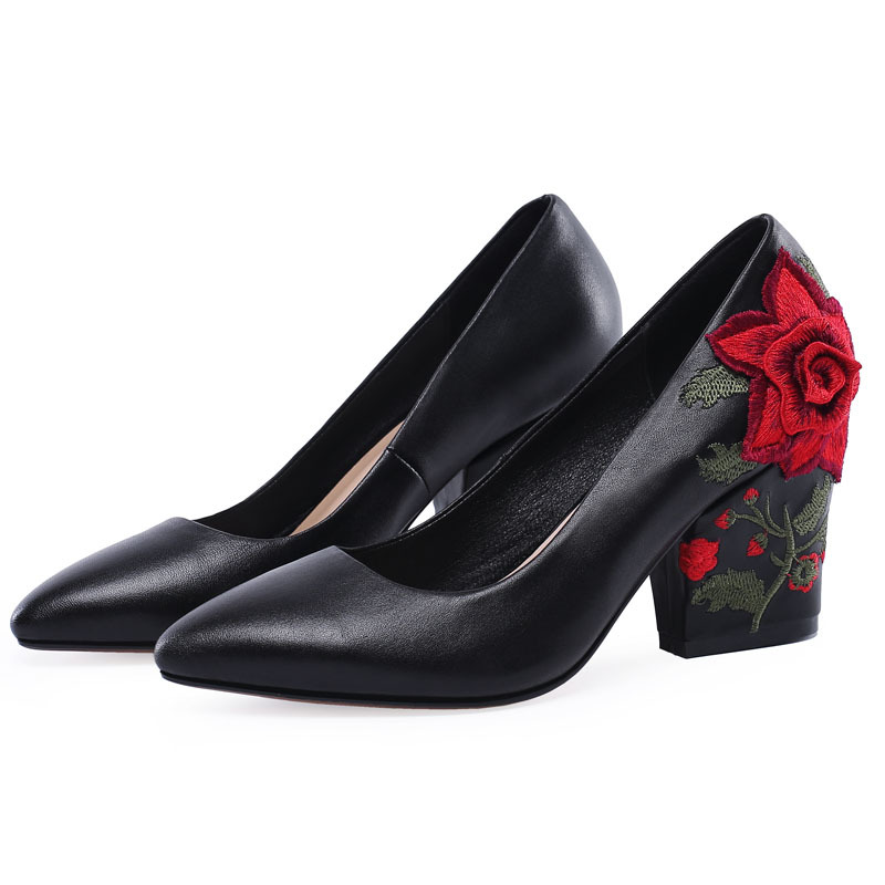 Sepatu hak tinggi wanita model - Embroidery Rose ulasan dan harga